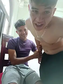 TwoMuchFun11's Webcam Show