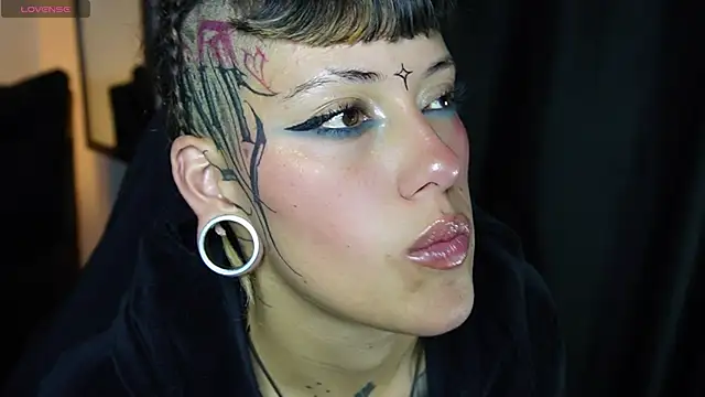 _sharlotte777 Live XXX-Chat