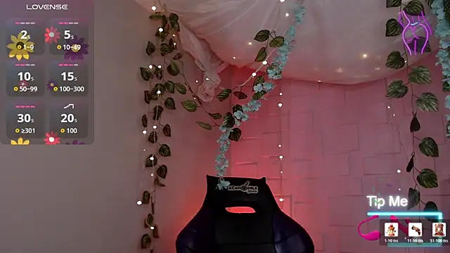 eyes_moonn Webcam Show