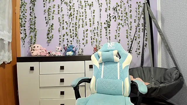 Yoonhee_ki: онлайн-секс-чат