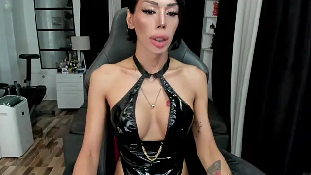 Forever_MissCandace: διαδικτυακό σόου στην κάμερα