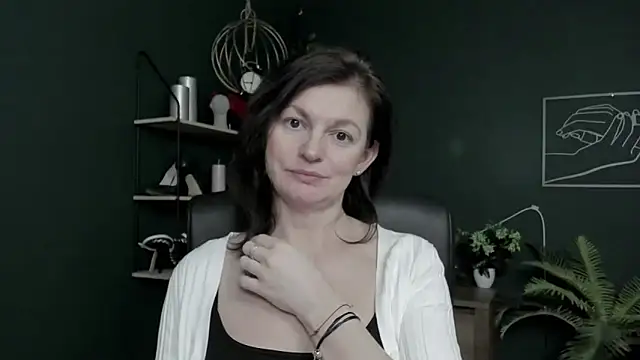 แชท XXX สดของ VivianWILD