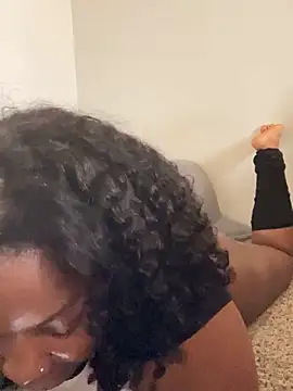 Fxncymuse Show in webcam