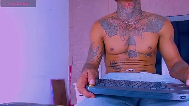 Chatroom XXX en direct de Hot_Latino_x