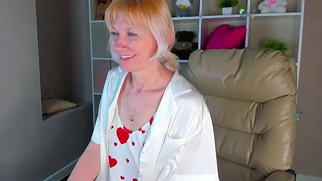 Julie_Lucas Chat XXX in diretta