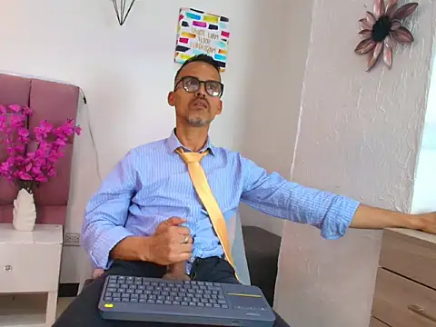 دردشة Oswalldo__ الجنسية المباشرة