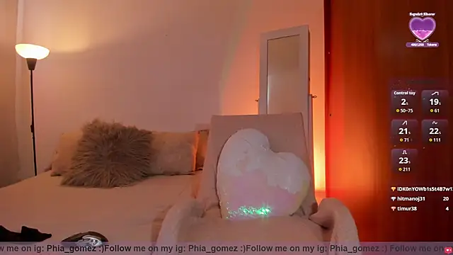 whitneyhot 现场XXX聊天