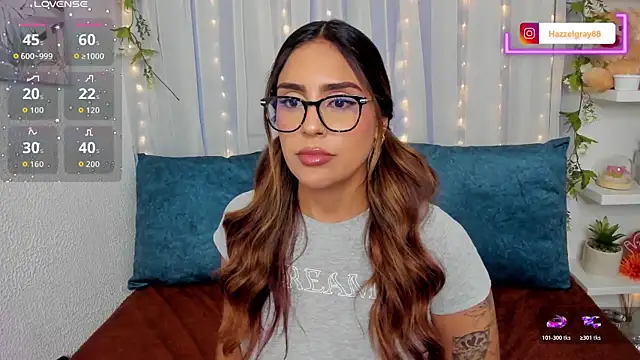 HazzelGray's Live XXX Chat
