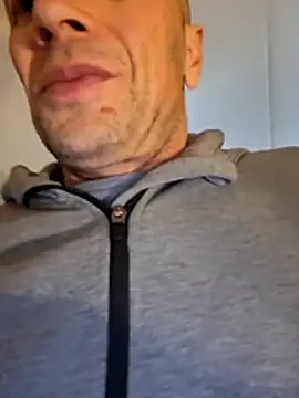 wedge75 Live XXX-Chat