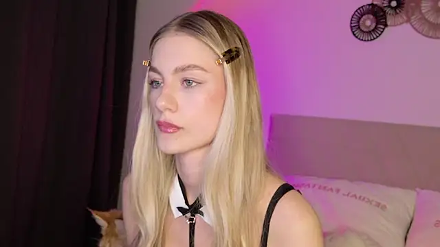 Chat +18 de GabriellaOlsen ao vivo