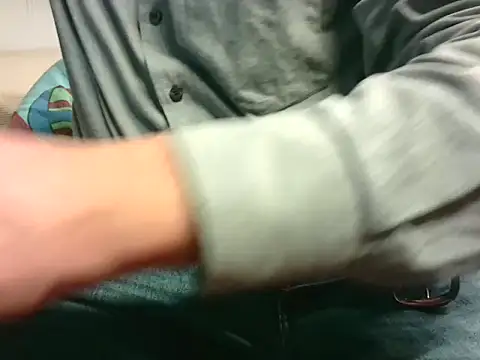 Giulio35_Pika Live XXX-chat