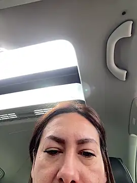 IAmScarlettLove's Live XXX Chat