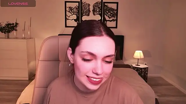 دردشة DaniellaLovely الجنسية المباشرة