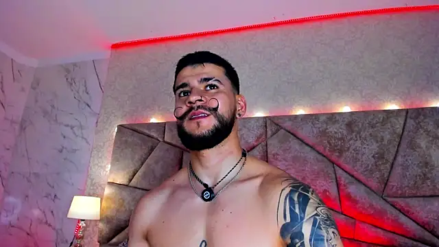 Chat XXX en directo de DickGriffith_