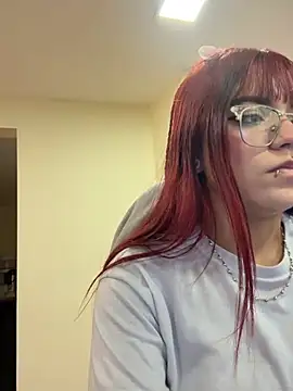 AngieRousse_'s Live XXX Chat