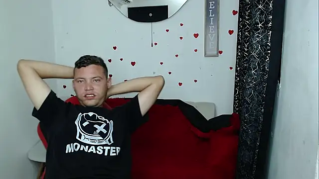 sven_fox723 Adlı Modelin Web Kamerası Şovu