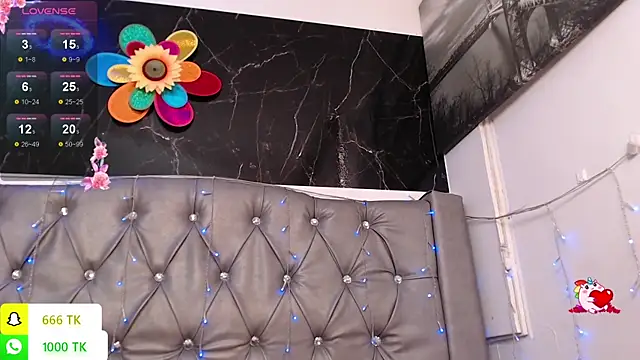 دردشة LAILAGUMMY الجنسية المباشرة