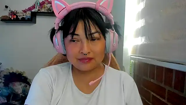 Czat XXX na żywo – Shaddycute_