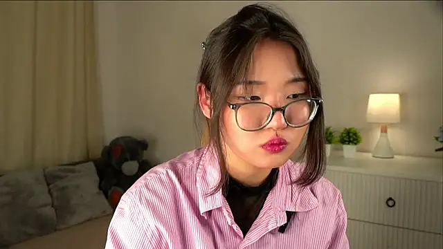 Sembang XXX Secara Langsung NelleMihalko