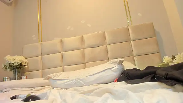 Melany__08: онлайн-секс-чат