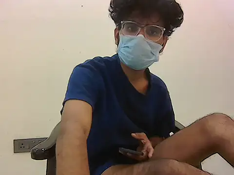 Madhu08fmのライブXXXチャット