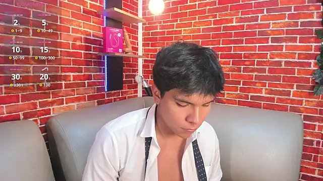 Pokazy przed kamerką – Thiago_Kozak