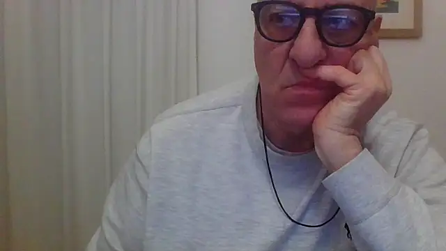 ANONIMO7735's Webcam Show