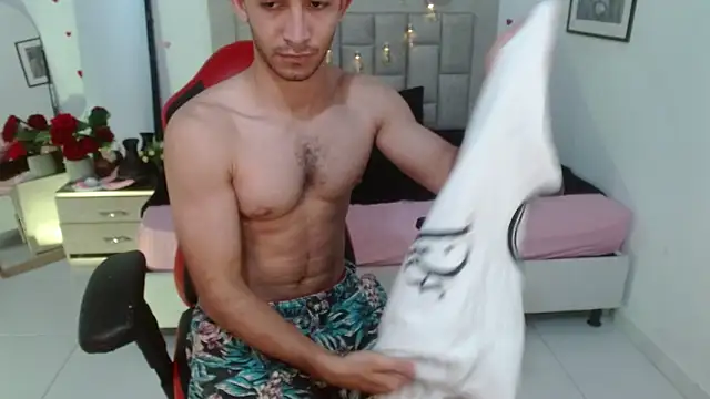 Caius_fox: απευθείας συνομιλία ΧΧΧ