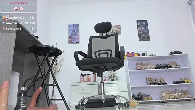 Alexia_Silver22のライブXXXチャット