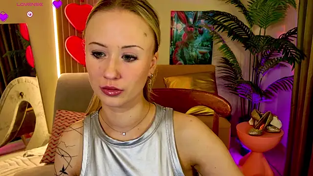 SashaBrooksn Live XXX chat