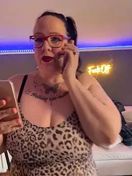 Noraya_ink Adlı Modelin Canlı XXX Sohbeti