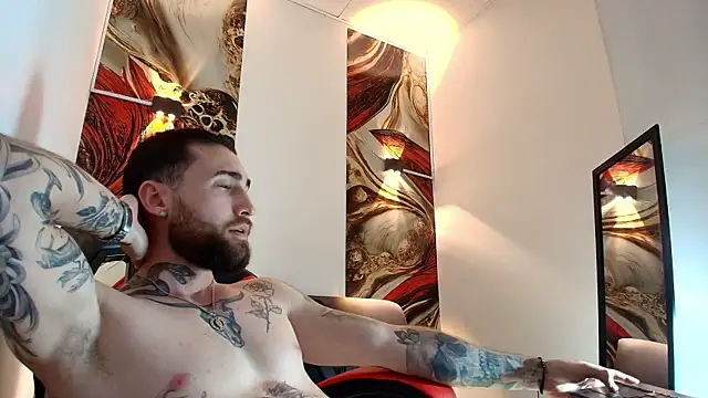 Luke_davis01 Adlı Modelin Canlı XXX Sohbeti