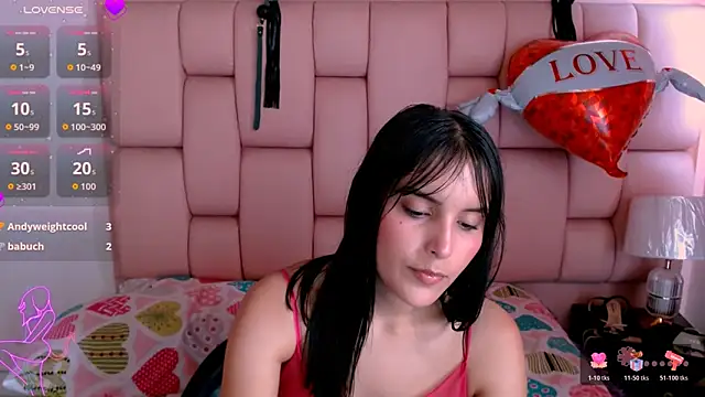 Nathaly_18_ 即時 XXX 聊天