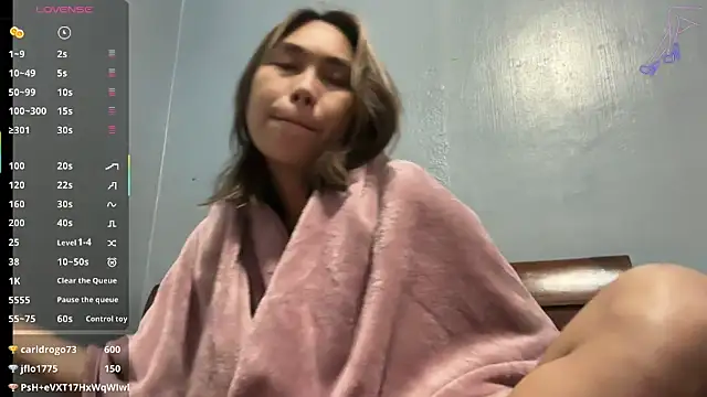 Alaia_River Webcam-Show