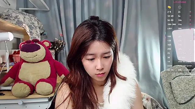 Chat XXX en directo de XueLi1902