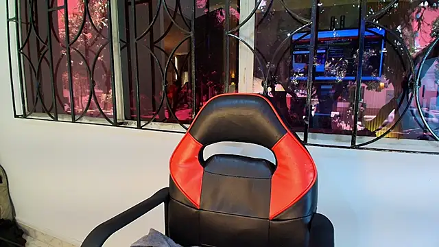 Chatroom XXX en direct de Eva_MilfF