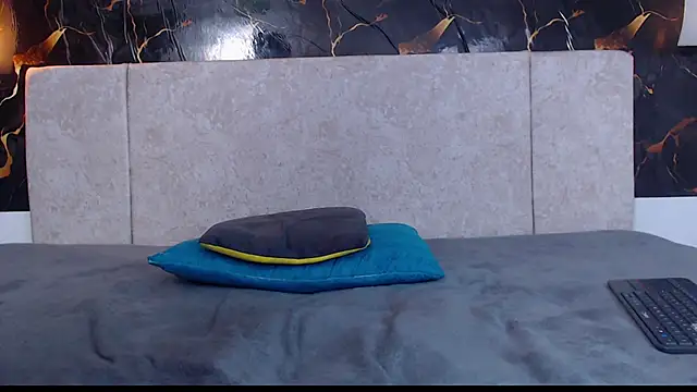 adriscute's Live XXX Chat