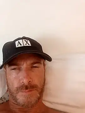 Pertunjukan Kamera Web Loiroatv36