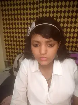 Freakingromance 即時 XXX 聊天