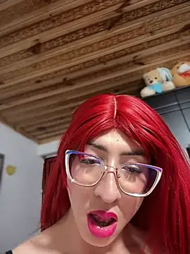 NICOLLE__12 Webcam show