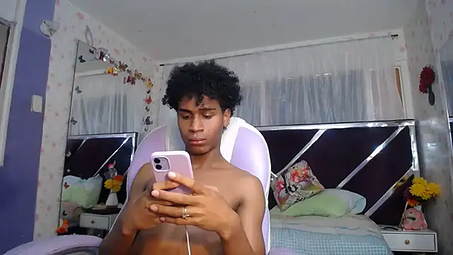 عرض كام Santy_bigcock_01