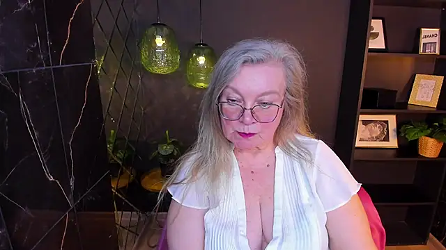 دردشة NataliMellow الجنسية المباشرة