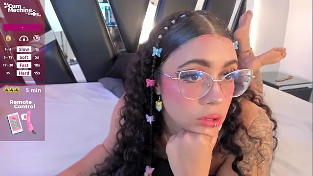 antonelllepiercee's Live XXX Chat