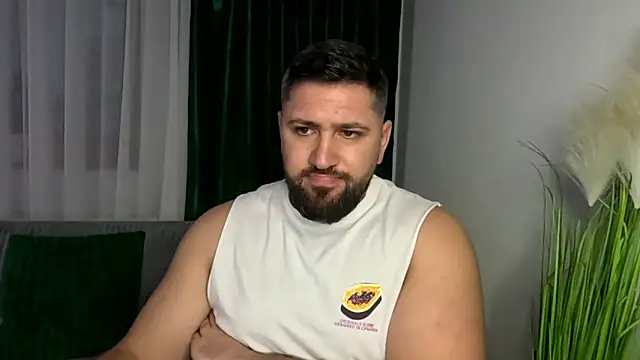 دردشة Gold_Alpha_Boy الجنسية المباشرة