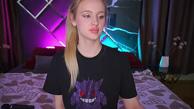 LylaYeess Chat XXX live