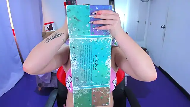 Chatroom XXX en direct de Luna_Analya