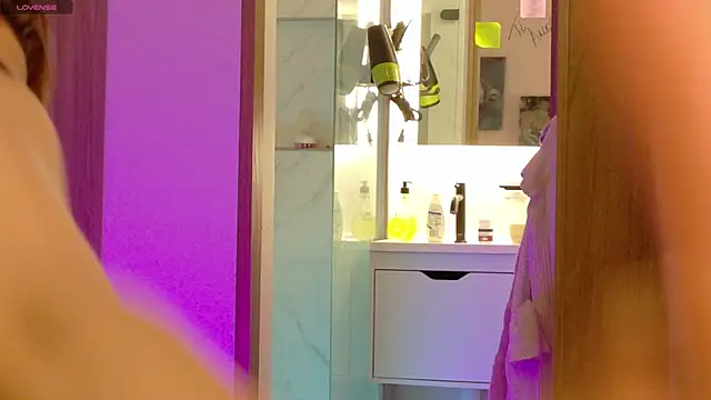 Czat XXX na żywo – LovesKingdom