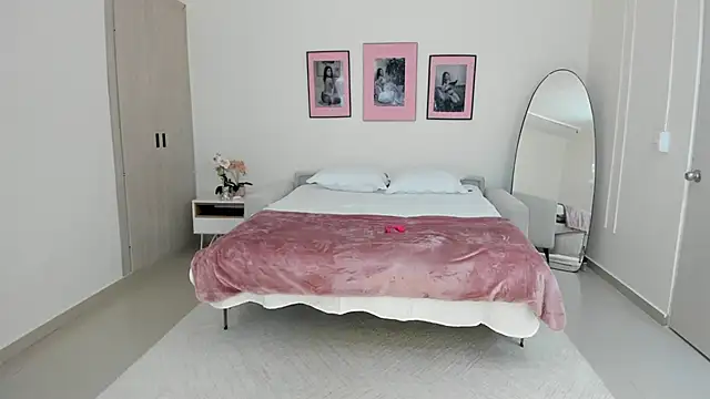 Zenith_glow 即時 XXX 聊天