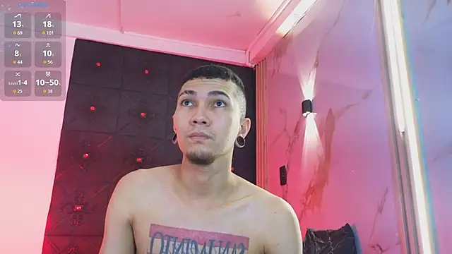 Logan_and_Reachel's Webcam Show