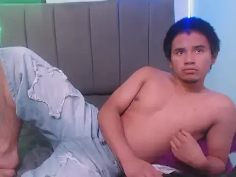 Show webcam de adonis_latin_19